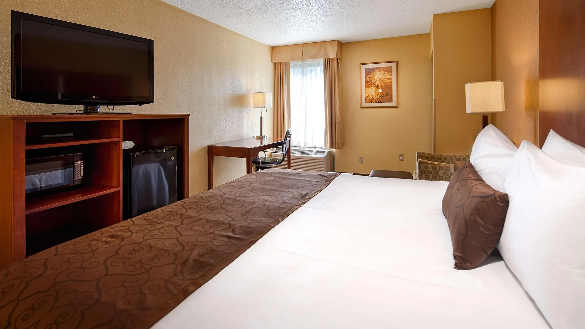 Best Western Plus Richmond Sandston