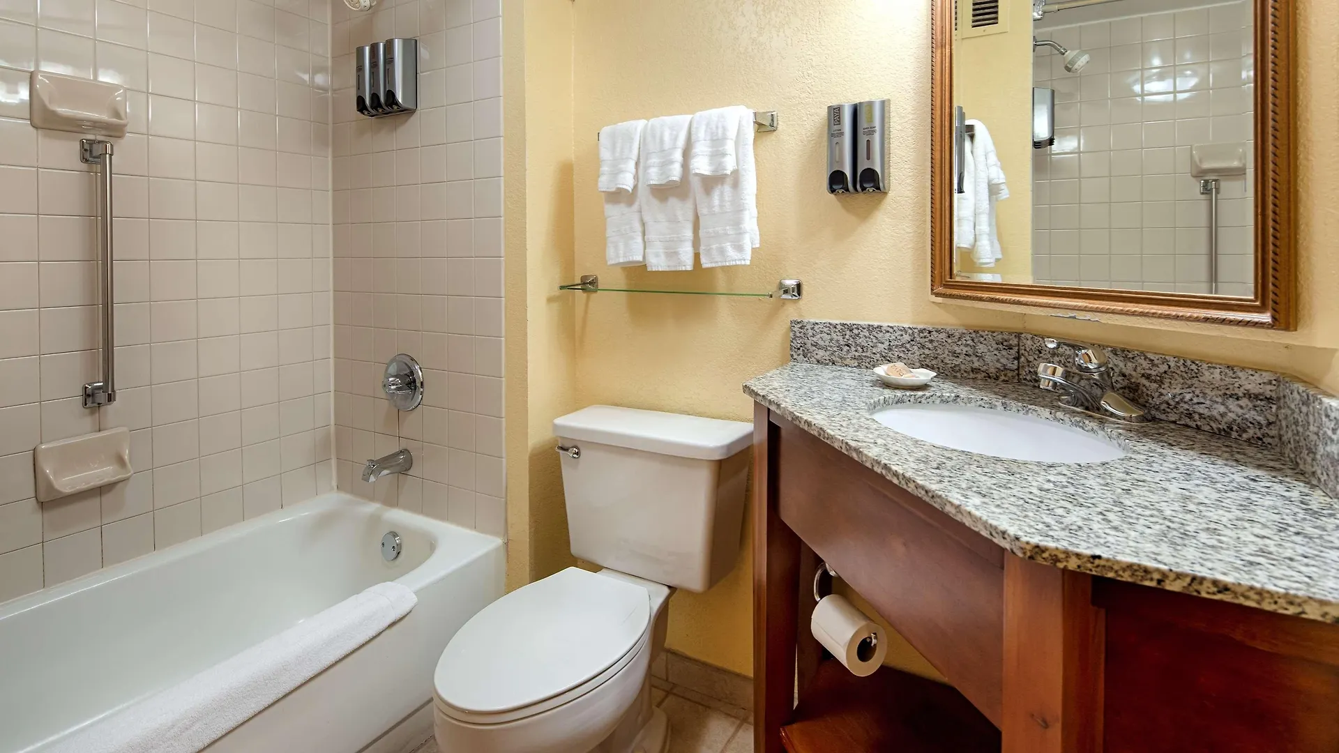 Best Western Plus Richmond Sandston 3*,  USA